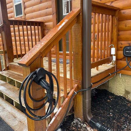 Mountains R Calling, Cozy Hideaway, King Beds, Hot-Tub, Arcade, Ev Ready Pigeon Forge Extérieur photo