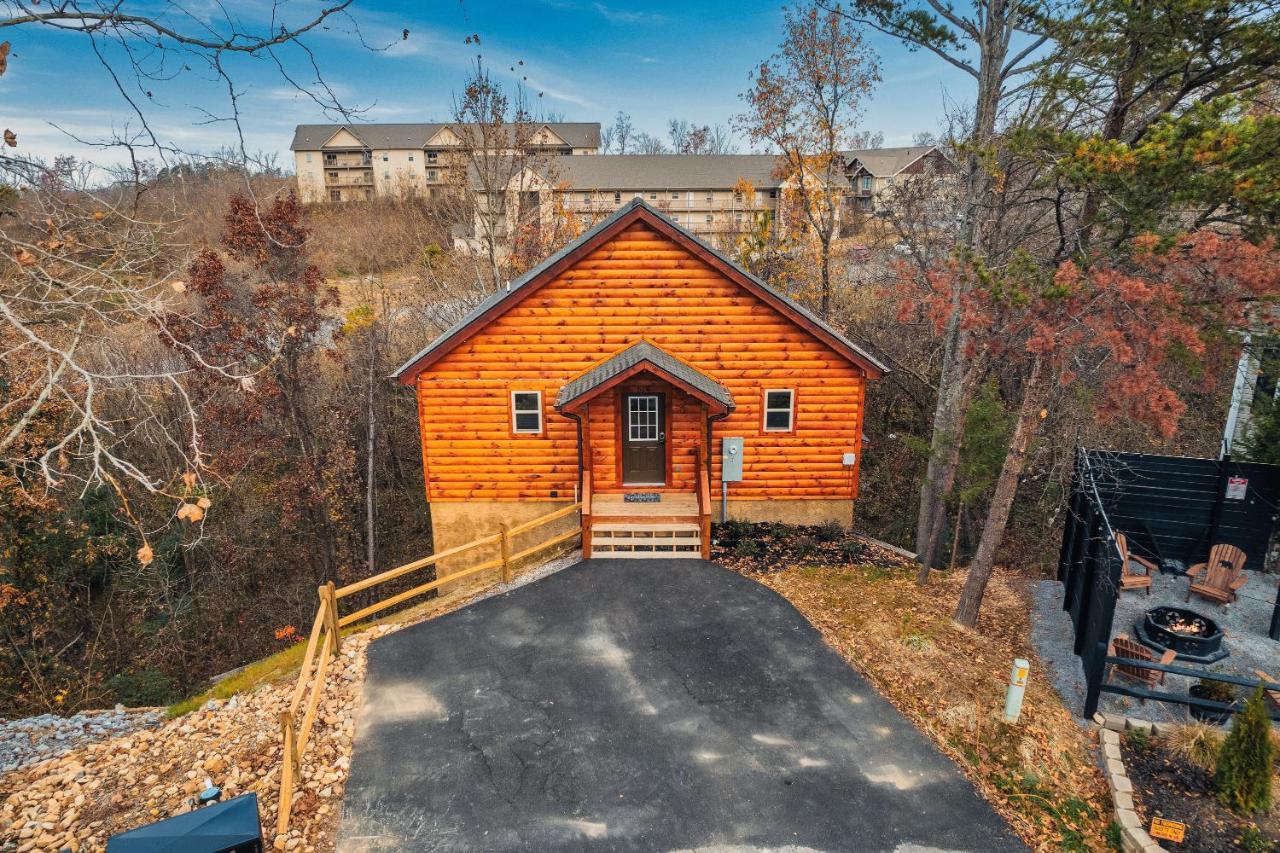 Mountains R Calling, Cozy Hideaway, King Beds, Hot-Tub, Arcade, Ev Ready Pigeon Forge Extérieur photo