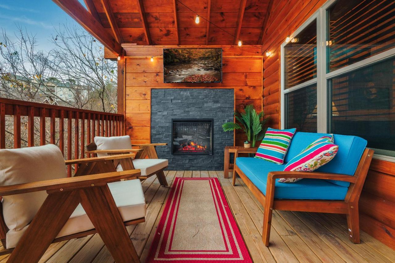 Mountains R Calling, Cozy Hideaway, King Beds, Hot-Tub, Arcade, Ev Ready Pigeon Forge Extérieur photo